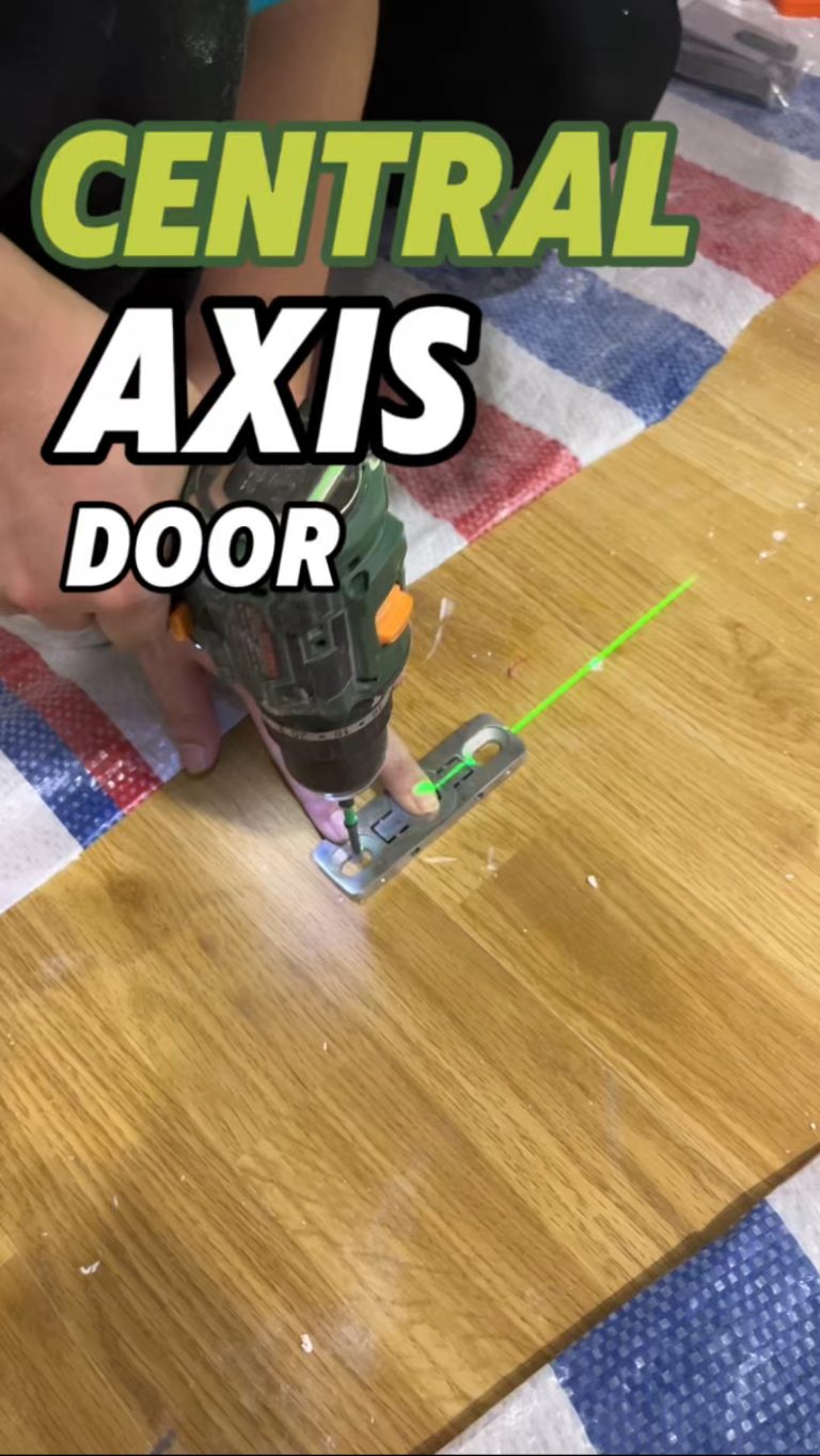 central axis door